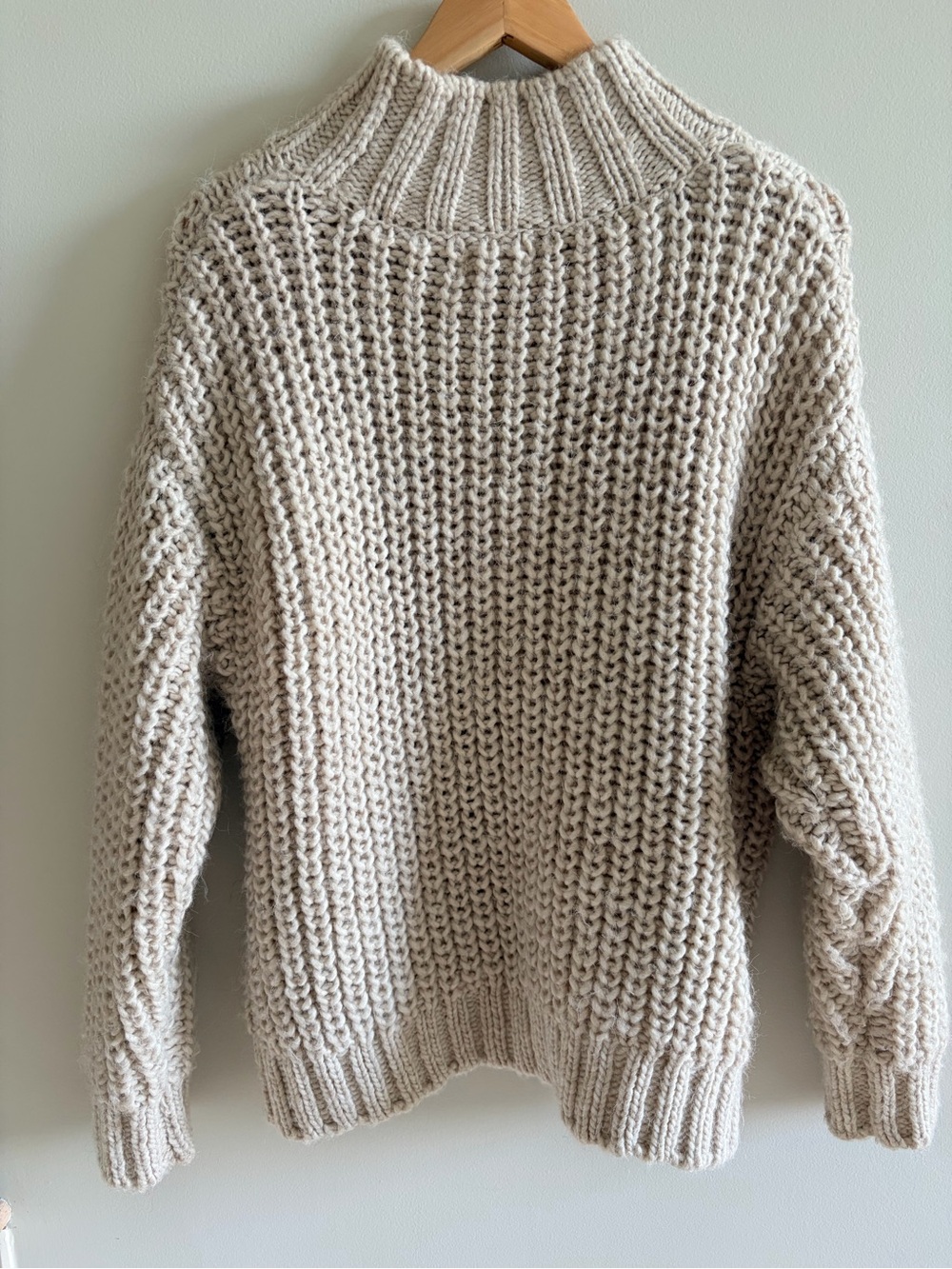 Universal Thread Chunky Cable Knit Sweater | Oatmeal Cream - Picture 4 of 4